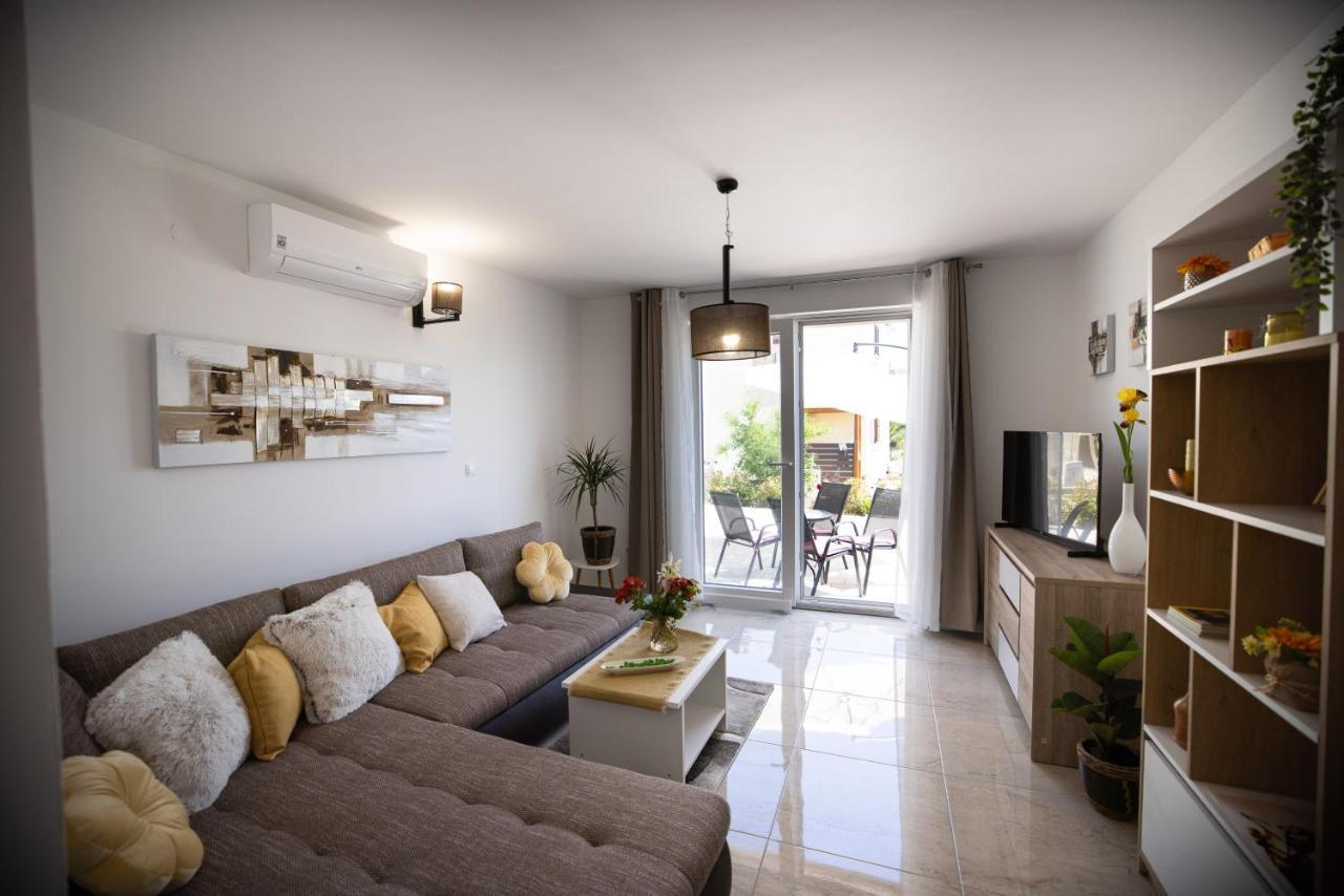 Apartmani Lelu Pridraga Екстер'єр фото