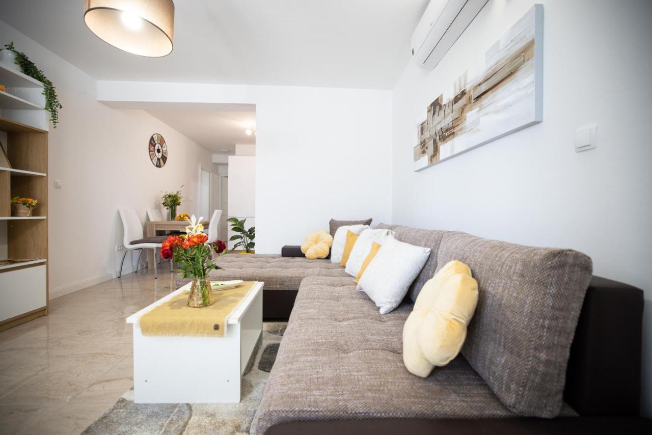 Apartmani Lelu Pridraga Екстер'єр фото