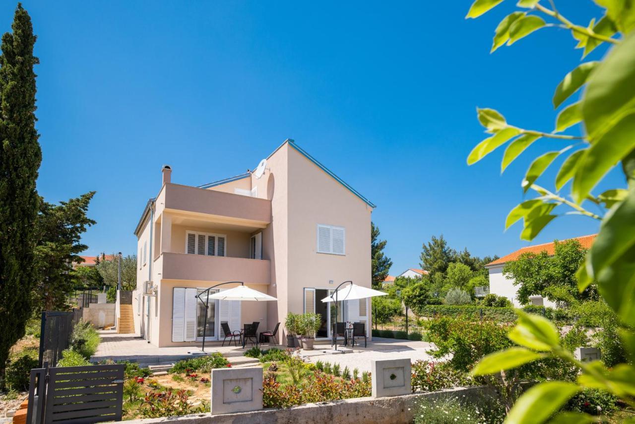 Apartmani Lelu Pridraga Екстер'єр фото