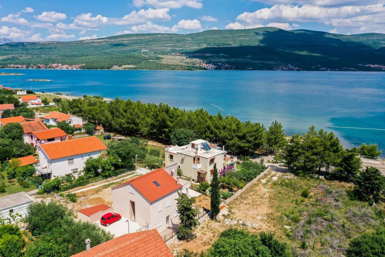 Apartmani Lelu Pridraga Екстер'єр фото